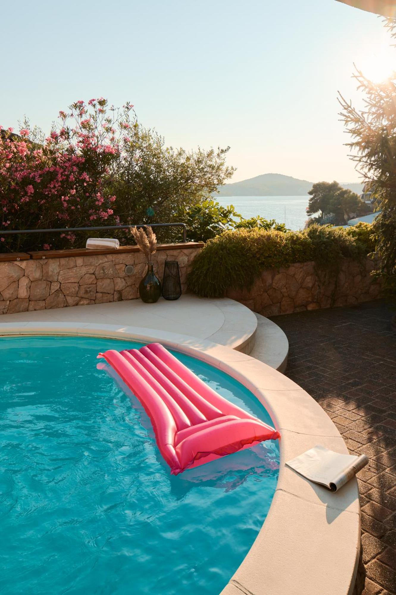 Luxurious City Retreat With Pool Šibenik Dış mekan fotoğraf